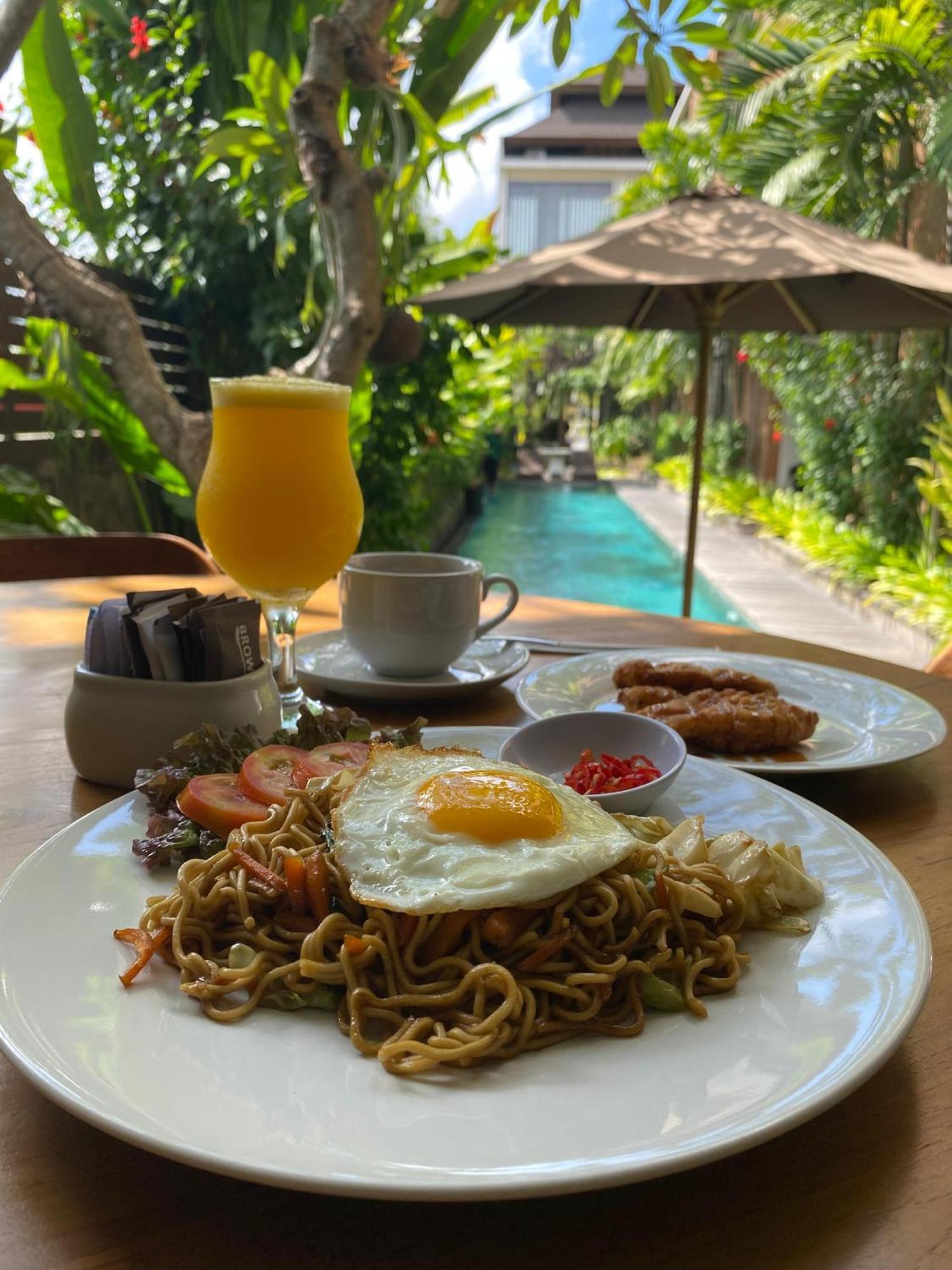 Djabu Seminyak Hotel Denpasar Dış mekan fotoğraf